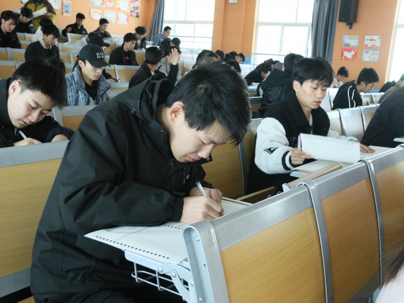 以考促学 • 逐梦前行--我校职教高考班2025年春季学期第一次诊断考试